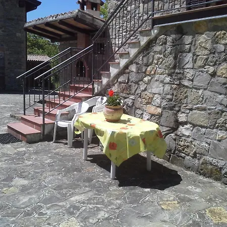 Refurbished 3 Bedroom In Emilia *