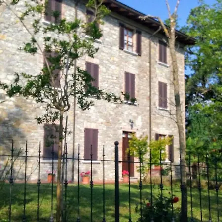 Refurbished 3 Bedroom Farmhouse In Emilia