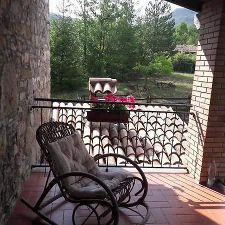 Holiday home Refurbished 3 Bedroom Farmhouse In Emilia *