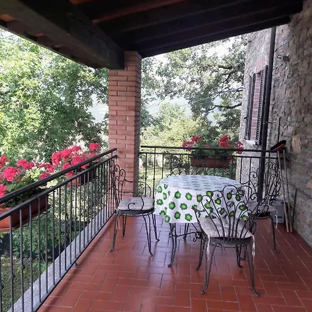 Holiday home Refurbished 3 Bedroom Farmhouse In Emilia *