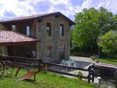 Refurbished 3 Bedroom Farmhouse In Emilia Holiday home *