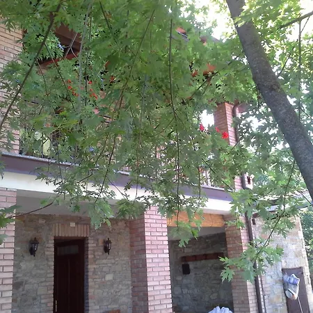 Holiday home Refurbished 3 Bedroom Farmhouse In Emilia Piacenza