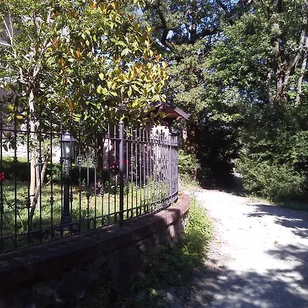 Σπίτι διακοπών Refurbished 3 Bedroom In Emilia