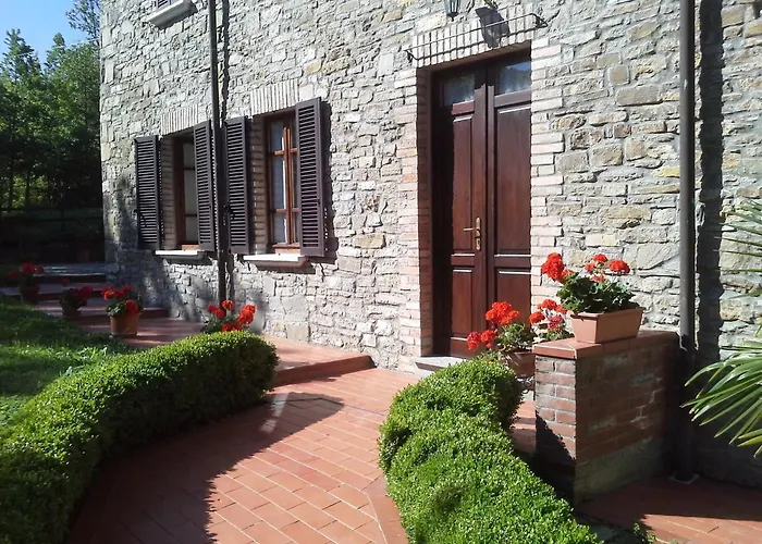 Refurbished 3 Bedroom In Emilia Vakantiehuis *