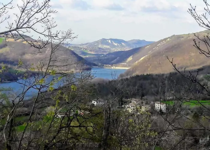 度假居 Refurbished 3 Bedroom In Emilia 皮亚琴察