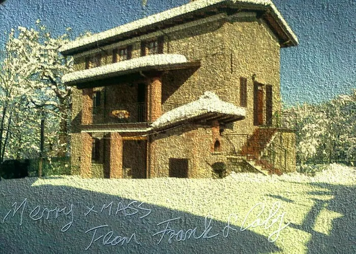 Refurbished 3 Bedroom In Emilia 度假居 *