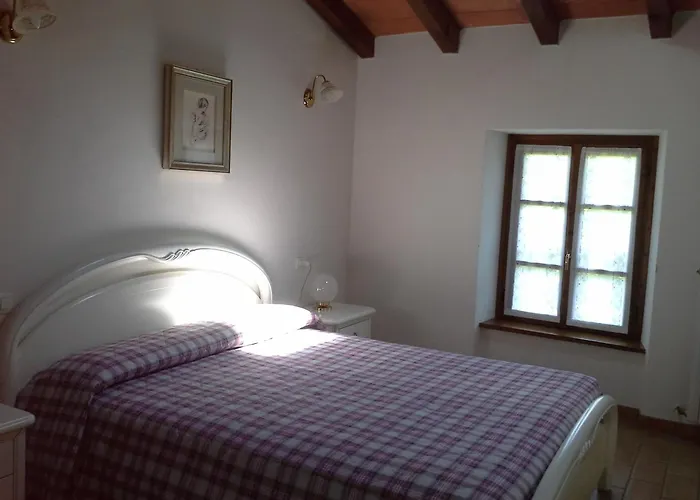 Refurbished 3 Bedroom In Emilia * 皮亚琴察
