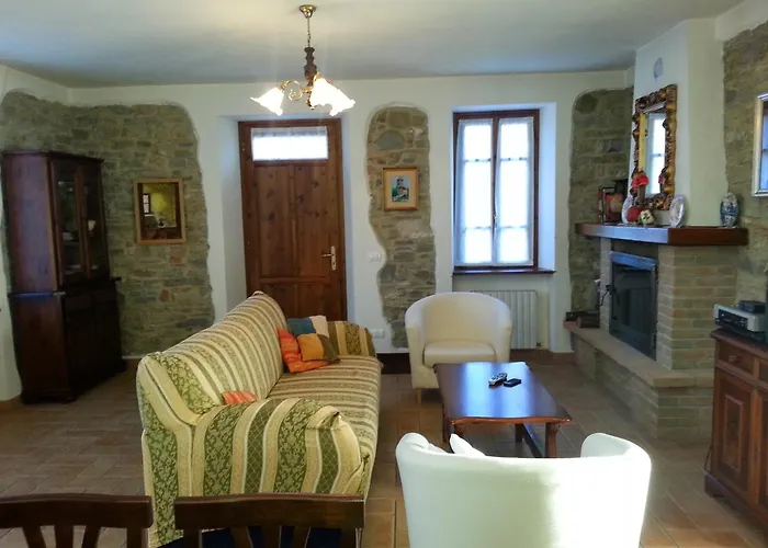 Refurbished 3 Bedroom In Emilia * Piacenza