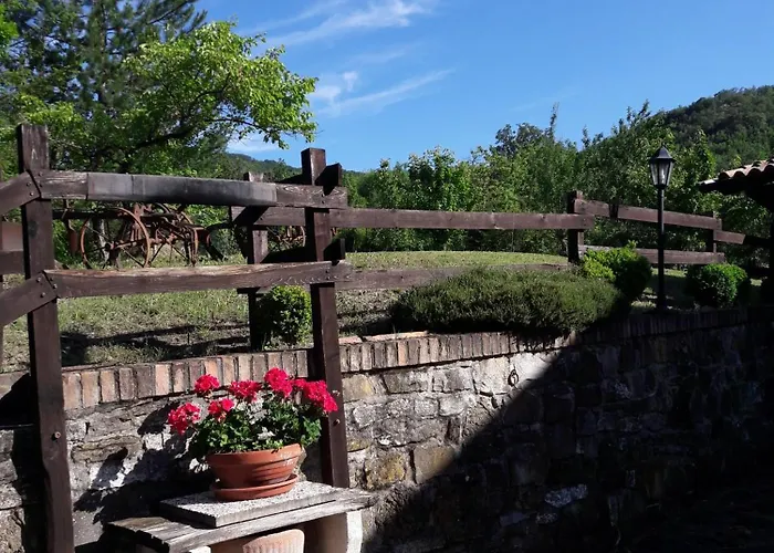 Refurbished 3 Bedroom In Emilia