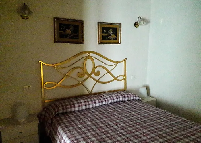 Vakantiehuis Refurbished 3 Bedroom In Emilia Piacenza