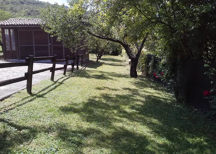 Refurbished 3 Bedroom In Emilia Vakantiehuis *