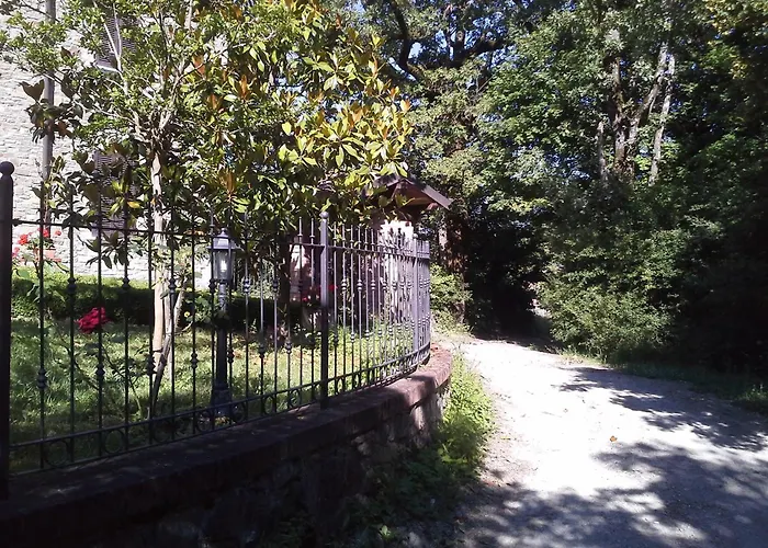 Vakantiehuis Refurbished 3 Bedroom In Emilia